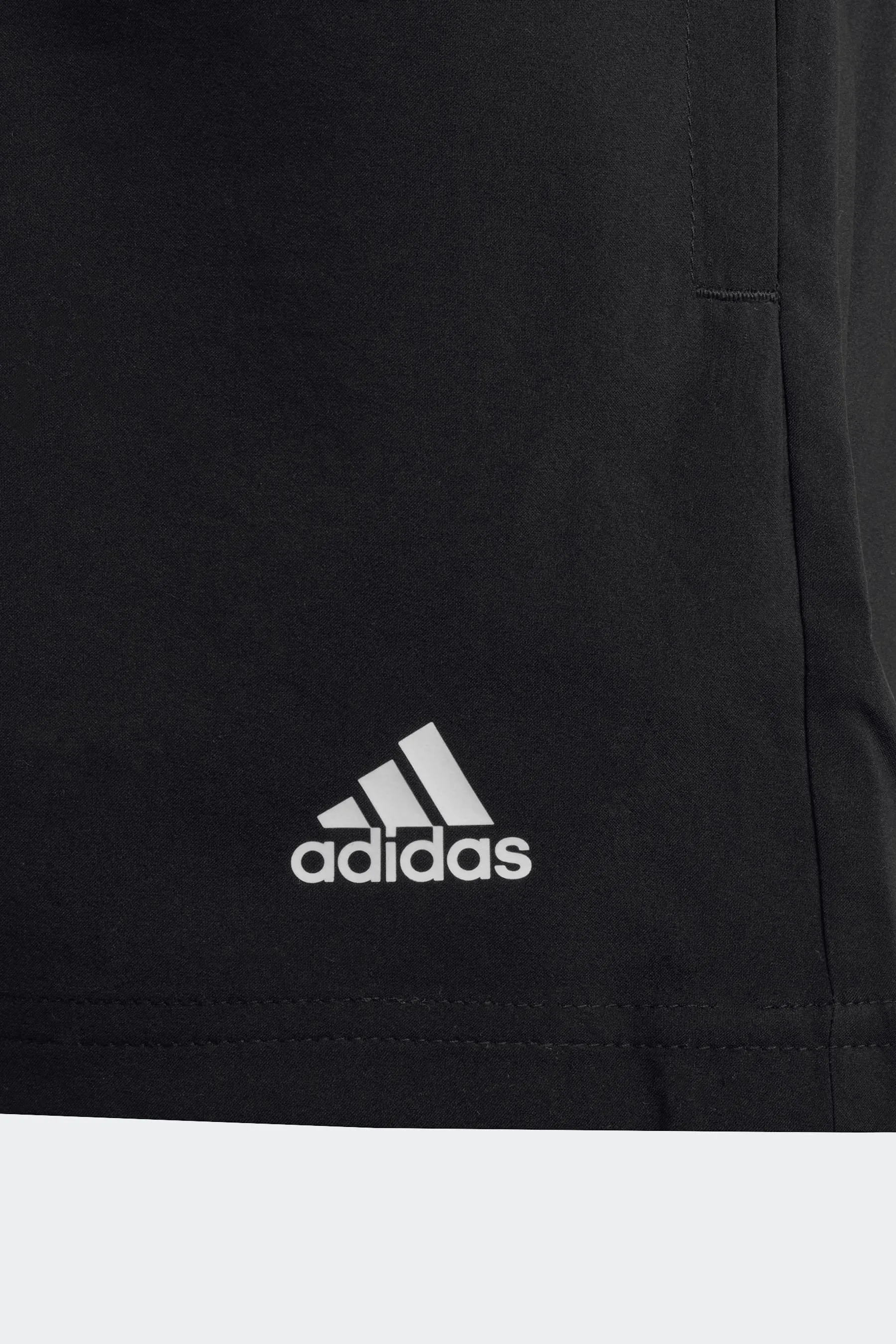 adidas Sportswear Must-have - Shorts da Chelsea piccolo con logo    