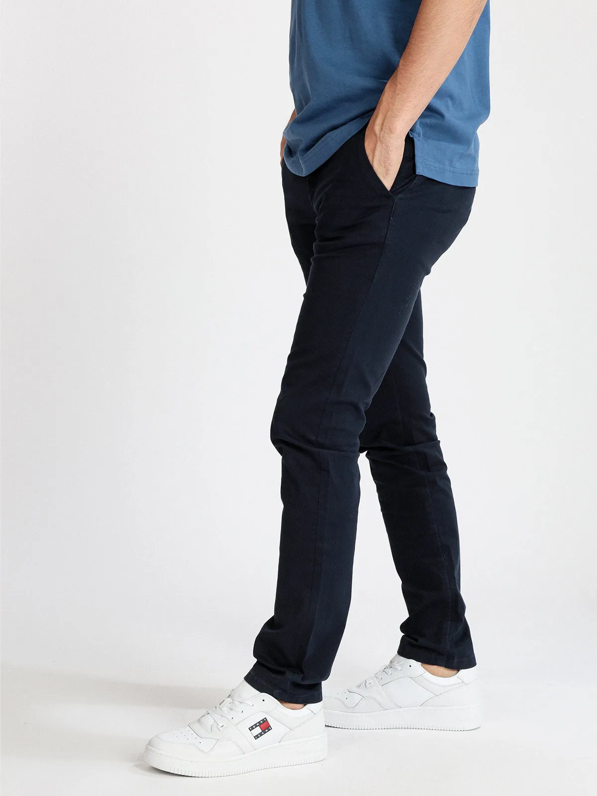 Baci & Abbracci Pantalon slim homme en coton