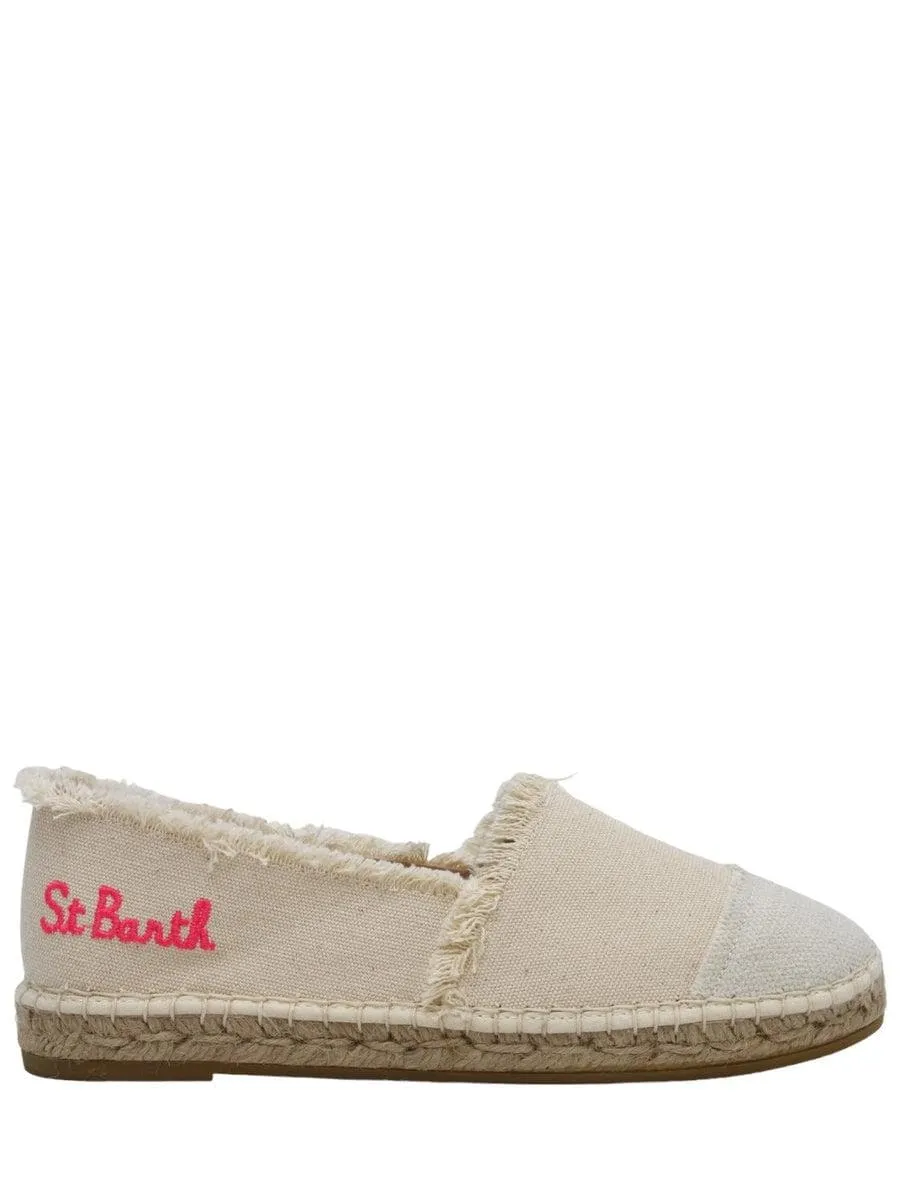 Beige canvas espadrillas con ricamo