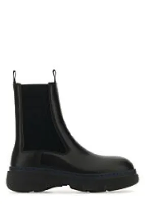 Black leather Chelsea ankle boots    