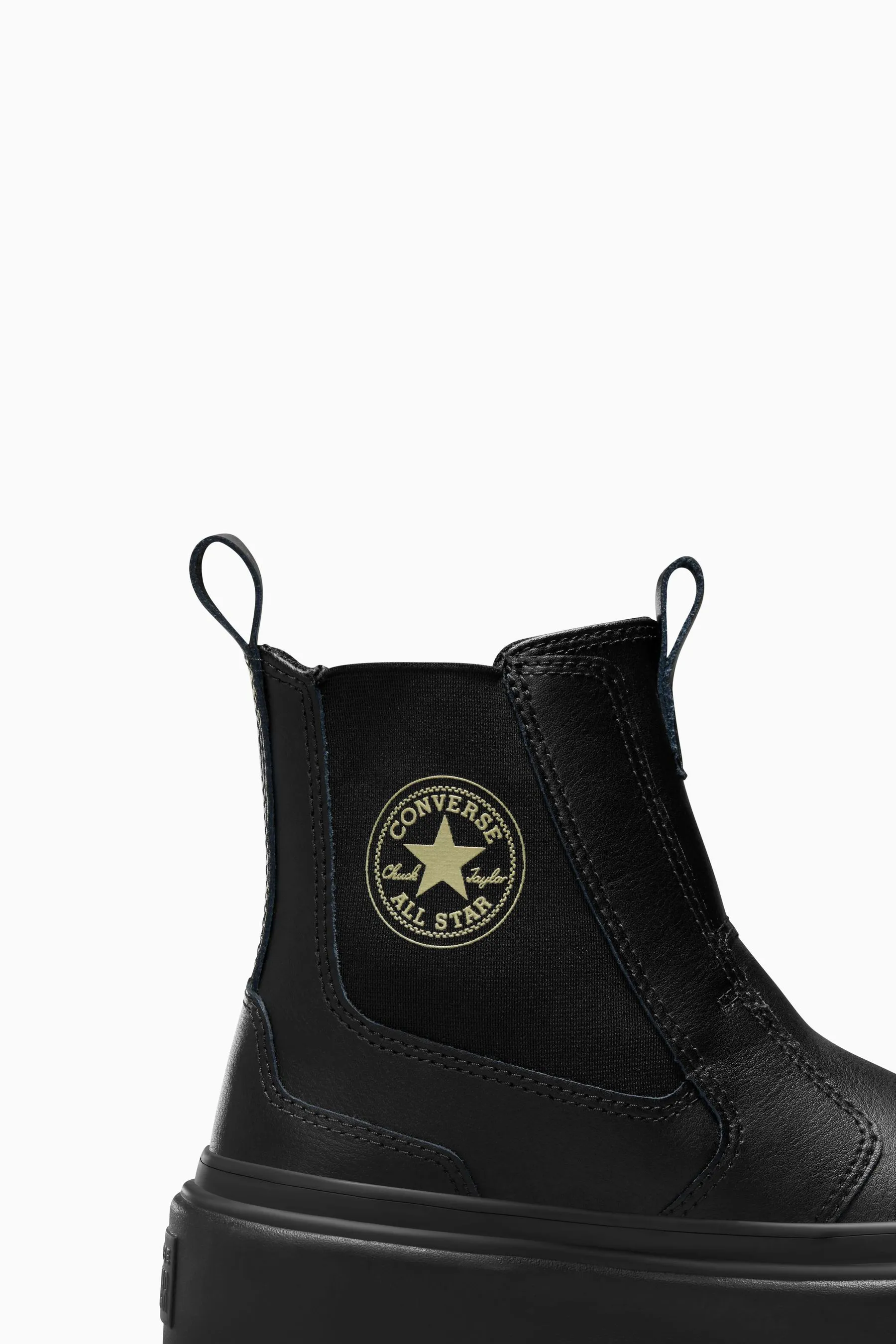 Converse Chuck Taylor Youth Lugged Chelsea Boots    