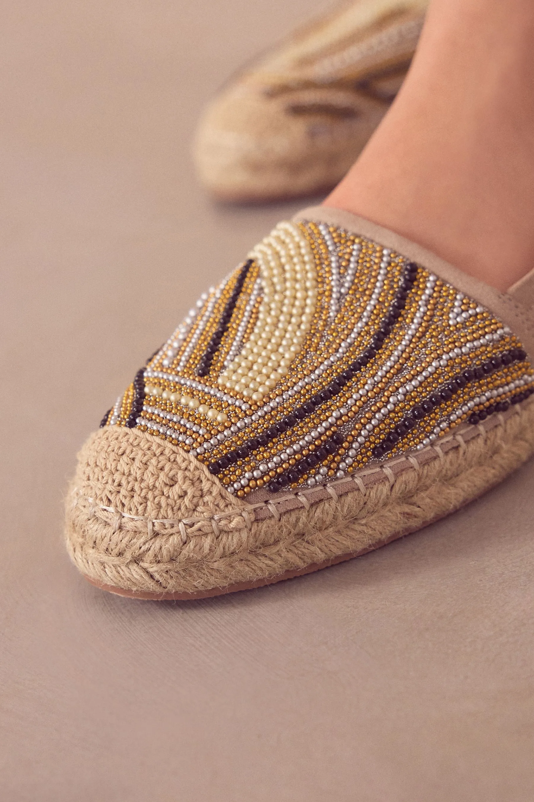 Forever Comfort® Espadrillas con perline    