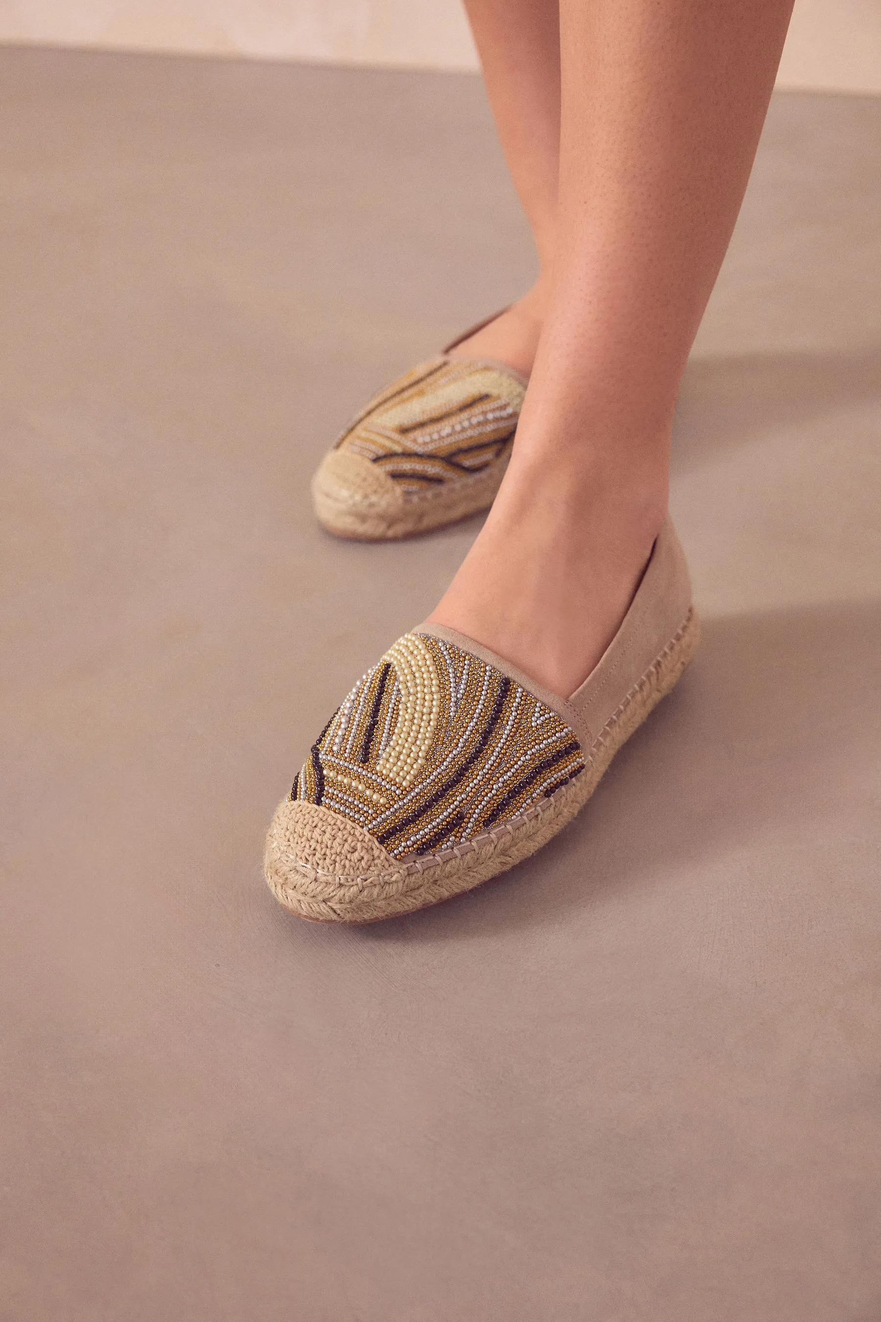 Forever Comfort® Espadrillas con perline    