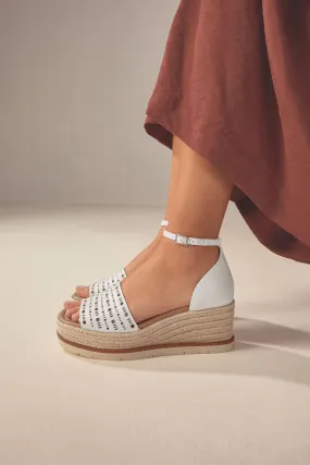 Forever Comfort® - Espadrillas con zeppa e intagli    