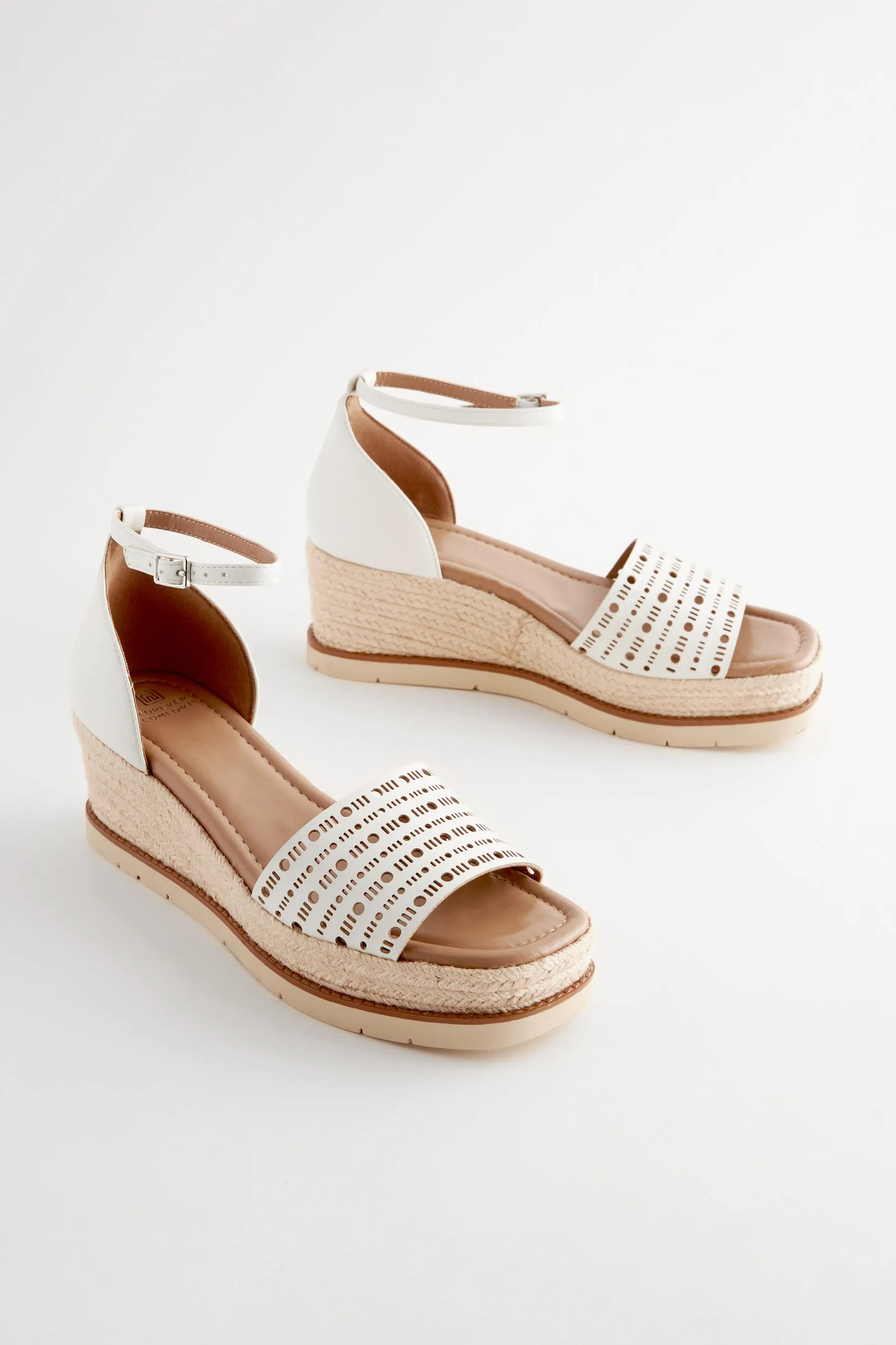 Forever Comfort® - Espadrillas con zeppa e intagli    