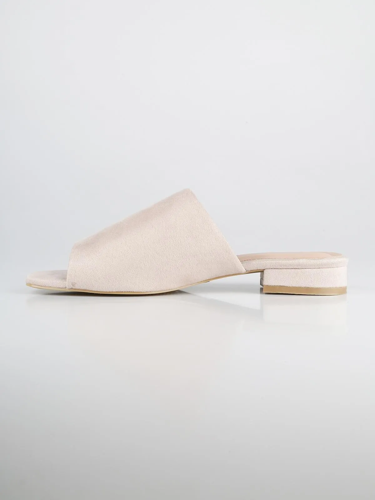 Ideal Shoes Mules basses à popeline  beige