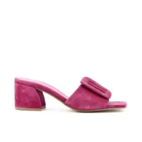 Mules in pelle scamosciata fucsia con tacco largo