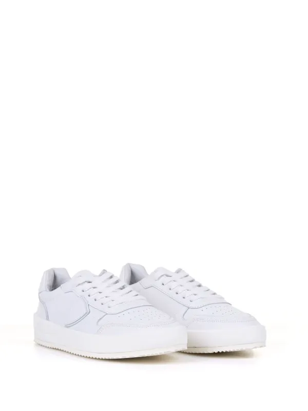 Nice Low women's leather sneaker