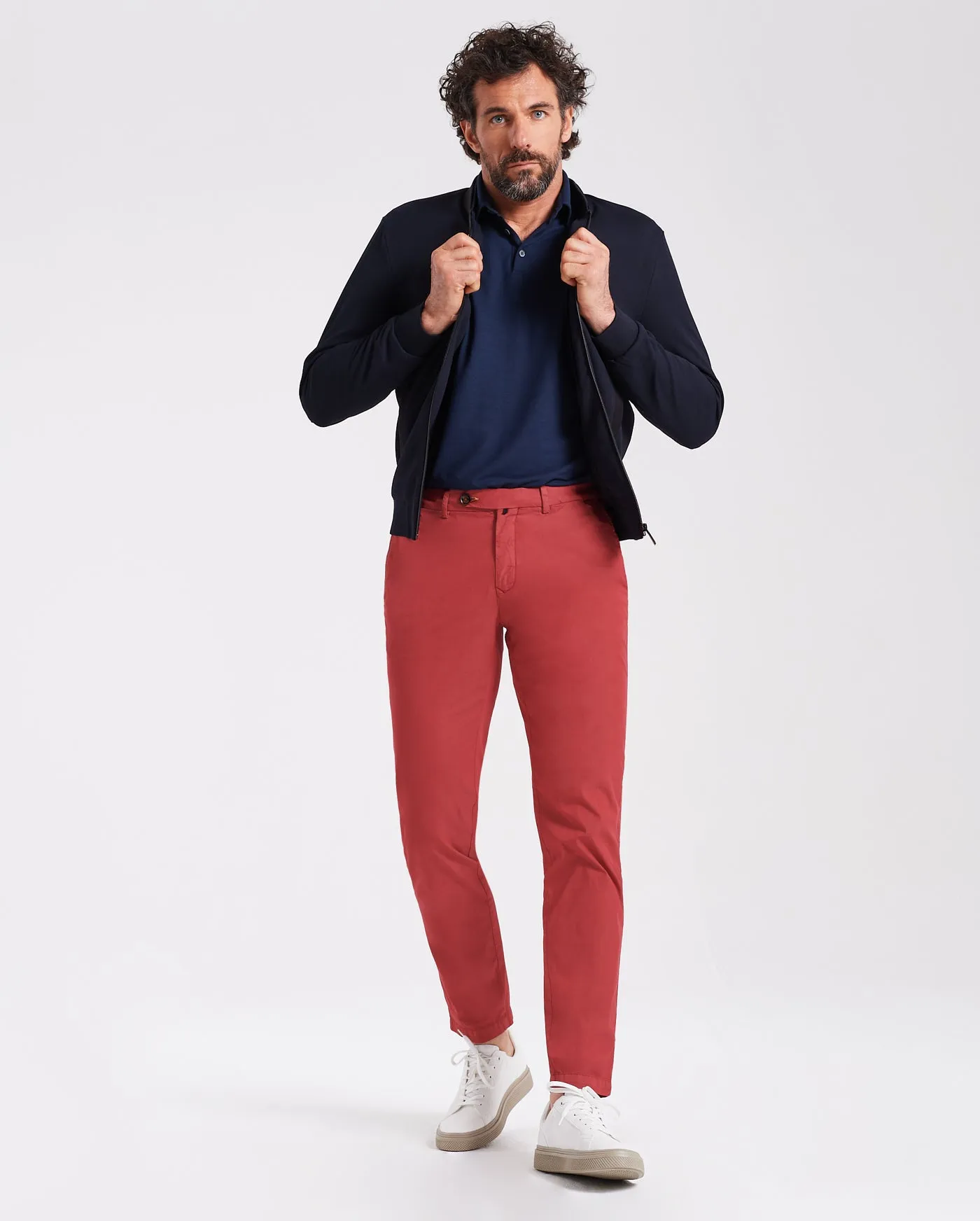 Pantalone chino in popeline di cotone leggero rosso ciliegia slim fit