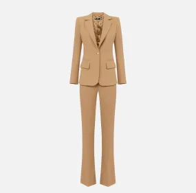 Tailleur in crêpe stretch con giacca sfiancata e pantalone dritto